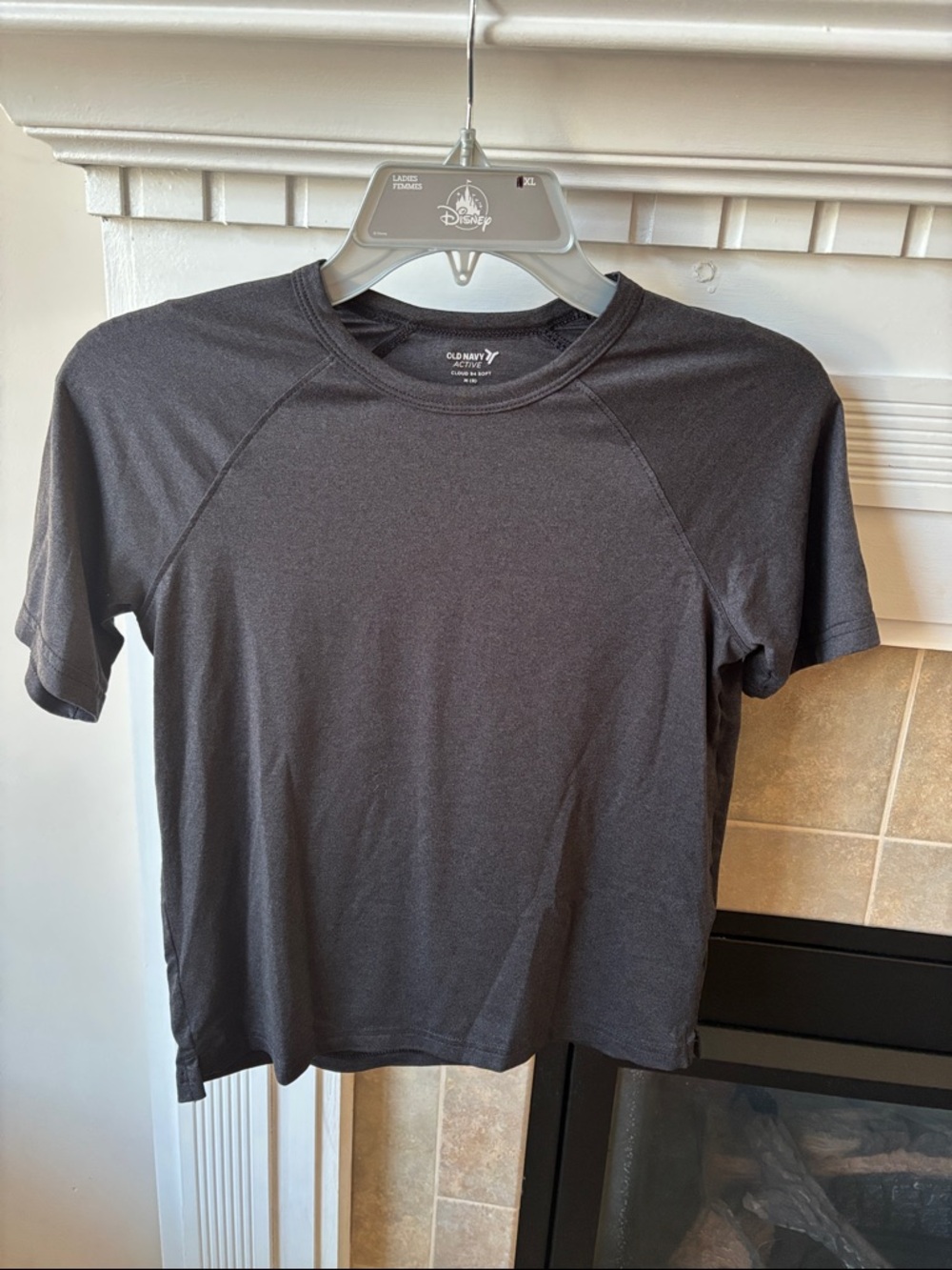 Old Navy Boys Dark Gray Short-Sleeve Active Tee Size M(8)
